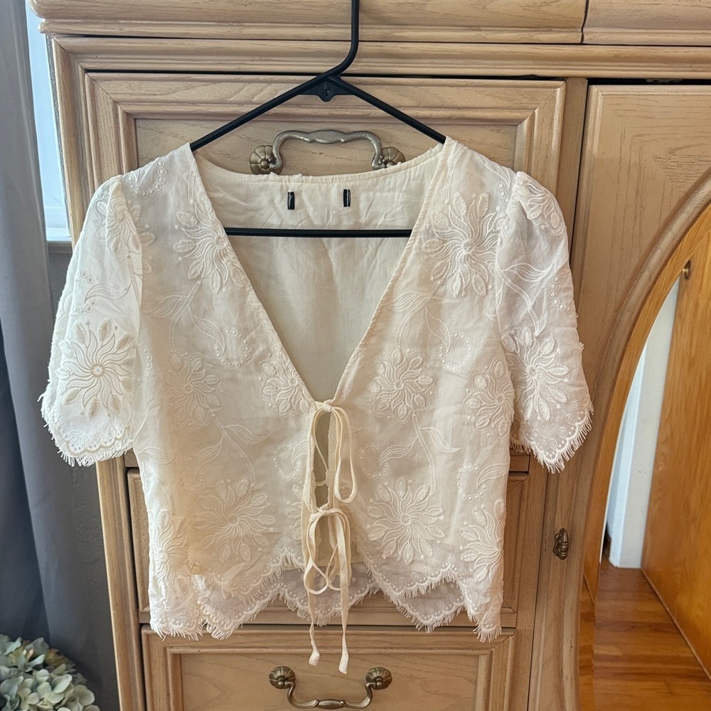 Lulu's Cream Floral Embroidered Blouse